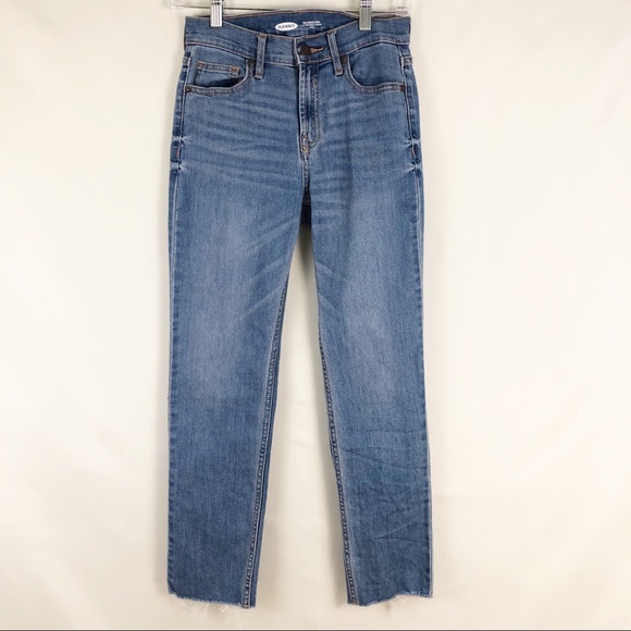 Old Navy Denim - 🎉Old Navy Power Jean Straight Ankle Raw Hems